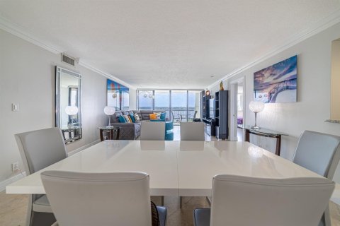 Copropriété à vendre à Palm Beach, Floride: 2 chambres, 143.16 m2 № 2177026 - photo 28