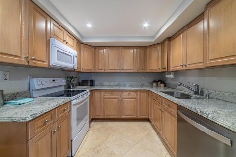 Copropriété à vendre à Palm Beach, Floride: 2 chambres, 143.16 m2 № 2177026 - photo 30