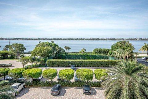 Condo à Palm Beach, Floride, 2 chambres  № 2177026