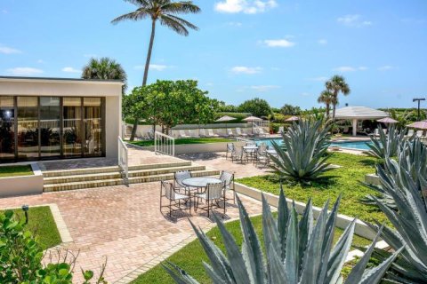 Copropriété à vendre à Palm Beach, Floride: 2 chambres, 143.16 m2 № 2177026 - photo 14