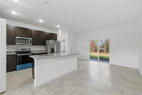 House in Ocala, Florida 4 bedrooms, 170.1 sq.m. № 2216871 - photo 7