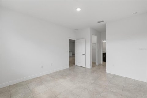 House in Ocala, Florida 4 bedrooms, 170.1 sq.m. № 2216871 - photo 9