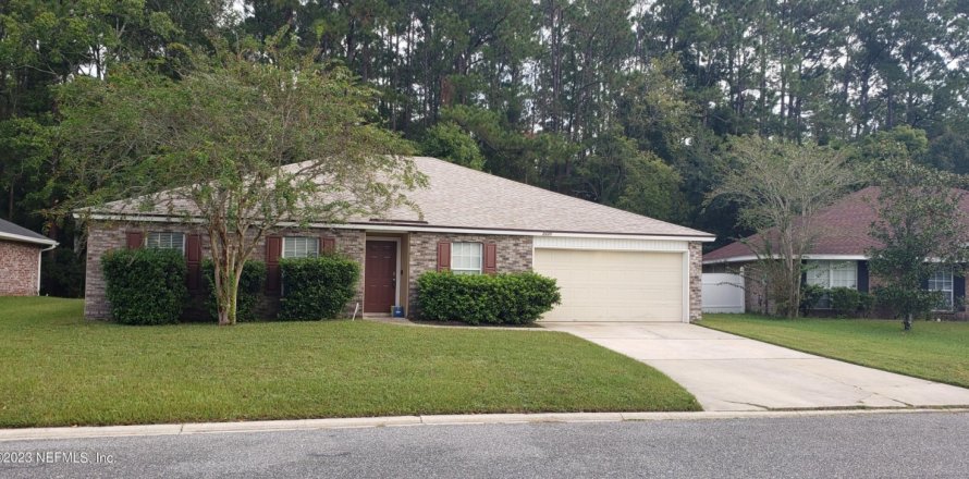 House in Jacksonville, Florida 4 bedrooms, 183.48 sq.m. № 769863