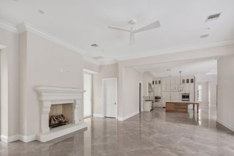 House in Ocala, Florida 4 bedrooms, 593.46 sq.m. № 1395443 - photo 9