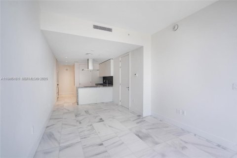 Condo in Miami, Florida, 1 bedroom  № 1997690 - photo 8