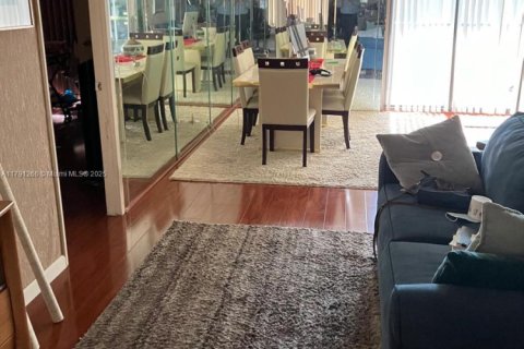 Купить кондоминиум в Авентура, Флорида 2 спальни, 126.35м2, № 1957661 - фото 6