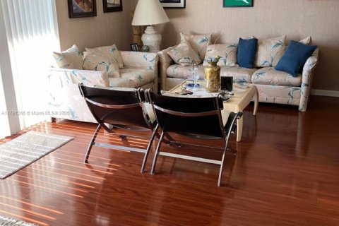 Купить кондоминиум в Авентура, Флорида 2 спальни, 126.35м2, № 1957661 - фото 4