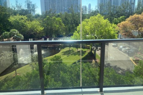 Купить кондоминиум в Авентура, Флорида 2 спальни, 126.35м2, № 1957661 - фото 16