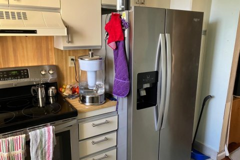 Купить кондоминиум в Авентура, Флорида 2 спальни, 126.35м2, № 1957661 - фото 9