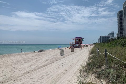 Copropriété à louer à Miami Beach, Floride: 1 chambre, 87.14 m2 № 1946427 - photo 7