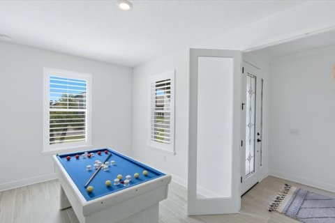 House in Venice, Florida 4 bedrooms, 260.59 sq.m. № 2139165 - photo 28
