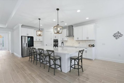 House in Venice, Florida 4 bedrooms, 260.59 sq.m. № 2139165 - photo 11