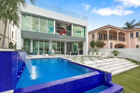 Casa en alquiler en Sunny Isles Beach, Florida, 4 dormitorios, 457.92 m2 № 2037318 - foto 13