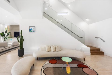 Casa en alquiler en Sunny Isles Beach, Florida, 4 dormitorios, 457.92 m2 № 2037318 - foto 26