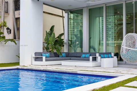 Casa en alquiler en Sunny Isles Beach, Florida, 4 dormitorios, 457.92 m2 № 2037318 - foto 14