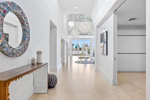 Casa en alquiler en Sunny Isles Beach, Florida, 4 dormitorios, 457.92 m2 № 2037318 - foto 16