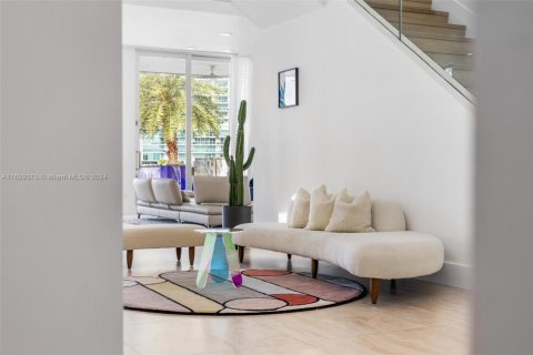 Casa en alquiler en Sunny Isles Beach, Florida, 4 dormitorios, 457.92 m2 № 2037318 - foto 23