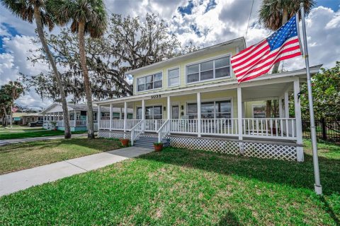 Villa ou maison à vendre à Port Richey, Floride: 5 chambres, 325.62 m2 № 2147729 - photo 2