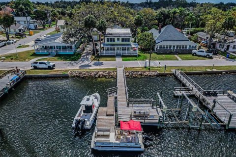 Villa ou maison à vendre à Port Richey, Floride: 5 chambres, 325.62 m2 № 2147729 - photo 3