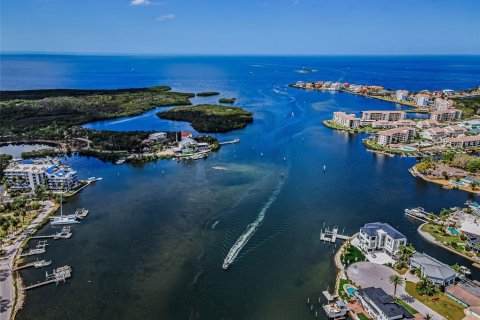 Villa ou maison à vendre à Port Richey, Floride: 5 chambres, 325.62 m2 № 2147729 - photo 15