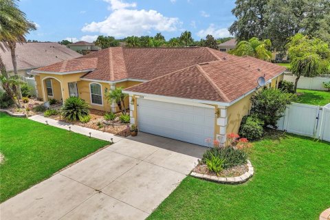 House in Oxford, Florida 4 bedrooms, 206.61 sq.m. № 2225082 - photo 5