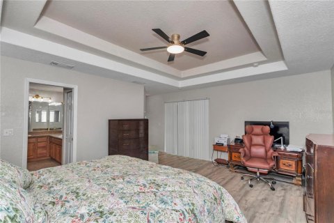 House in Oxford, Florida 4 bedrooms, 206.61 sq.m. № 2225082 - photo 22