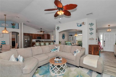 House in Oxford, Florida 4 bedrooms, 206.61 sq.m. № 2225082 - photo 14