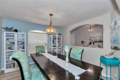 House in Oxford, Florida 4 bedrooms, 206.61 sq.m. № 2225082 - photo 10