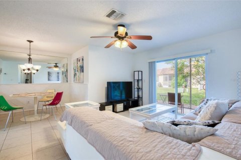 Casa en alquiler en Seminole, Florida, 2 dormitorios, 84.54 m2 № 1858049 - foto 2