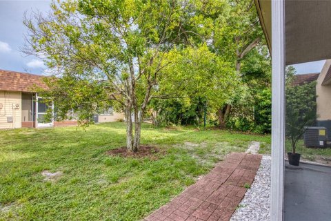 Casa en alquiler en Seminole, Florida, 2 dormitorios, 84.54 m2 № 1858049 - foto 20