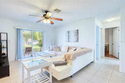 Casa en alquiler en Seminole, Florida, 2 dormitorios, 84.54 m2 № 1858049 - foto 3