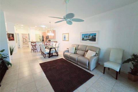 House in Englewood, Florida 2 bedrooms, 124.3 sq.m. № 1717711 - photo 7