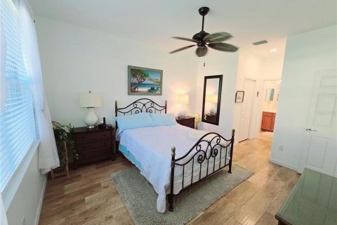 House in Englewood, Florida 2 bedrooms, 124.3 sq.m. № 1717711 - photo 12