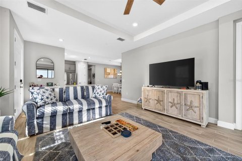 Купить виллу или дом в Лейквуд Ранч, Флорида 3 комнаты, 155.89м2, № 2412676 - фото 15