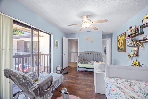 Townhouse in Coconut Creek, Florida 2 bedrooms, 109.81 sq.m. № 1859111 - photo 19