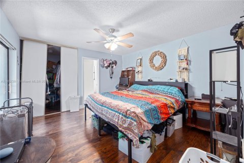 Townhouse in Coconut Creek, Florida 2 bedrooms, 109.81 sq.m. № 1859111 - photo 15