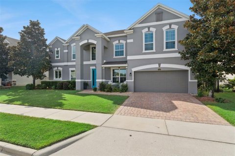 House in Winter Garden, Florida 7 bedrooms, 437.01 sq.m. № 2411543 - photo 13