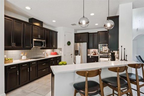 House in Winter Garden, Florida 7 bedrooms, 437.01 sq.m. № 2411543 - photo 7