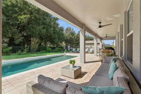 House in Winter Garden, Florida 7 bedrooms, 437.01 sq.m. № 2411543 - photo 3