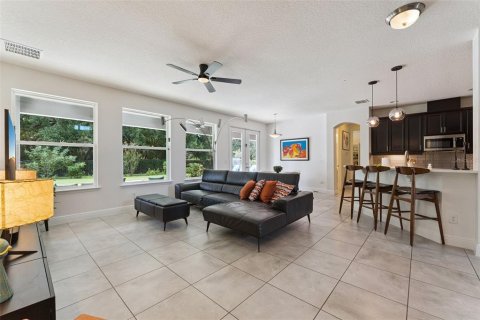 House in Winter Garden, Florida 7 bedrooms, 437.01 sq.m. № 2411543 - photo 6