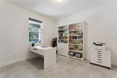 House in Winter Garden, Florida 7 bedrooms, 437.01 sq.m. № 2411543 - photo 30