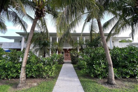 Studio à Condo à Key Biscayne, Floride  № 2153134