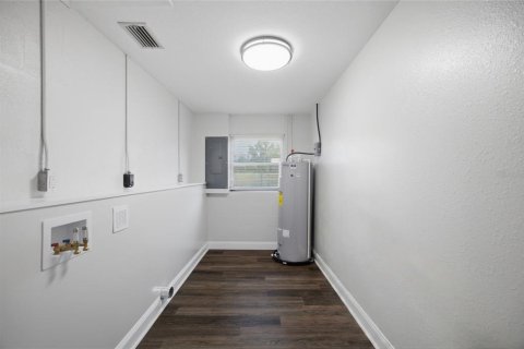 House in Plant City, Florida 4 bedrooms, 164.07 sq.m. № 2217172 - photo 22