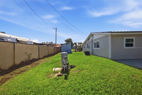 House in Plant City, Florida 4 bedrooms, 164.07 sq.m. № 2217172 - photo 24