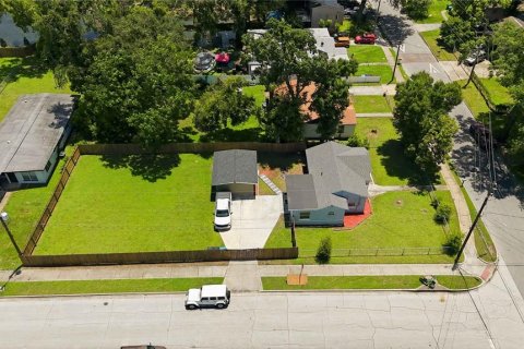 Casa en venta en Orlando, Florida, 4 dormitorios, 93.18 m2 № 2157309 - foto 2