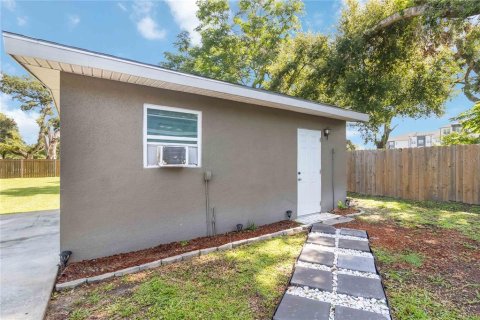 Casa en venta en Orlando, Florida, 4 dormitorios, 93.18 m2 № 2157309 - foto 18