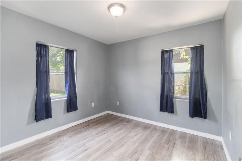 Casa en venta en Orlando, Florida, 4 dormitorios, 93.18 m2 № 2157309 - foto 11
