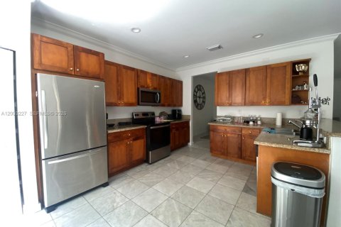 Touwnhouse à Doral, Floride 4 chambres, 214.6 m2 № 2066720