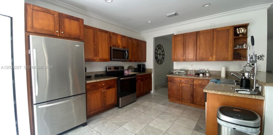 Touwnhouse à Doral, Floride 4 chambres, 214.6 m2 № 2066720