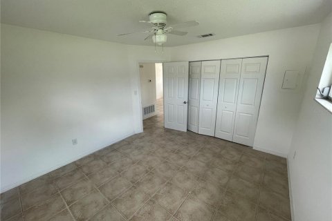 Appartement à louer à New Port Richey, Floride: 2 chambres, 65.03 m2 № 1912925 - photo 11